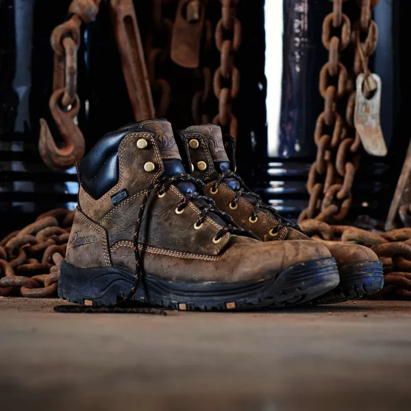 Men Danner Caliper