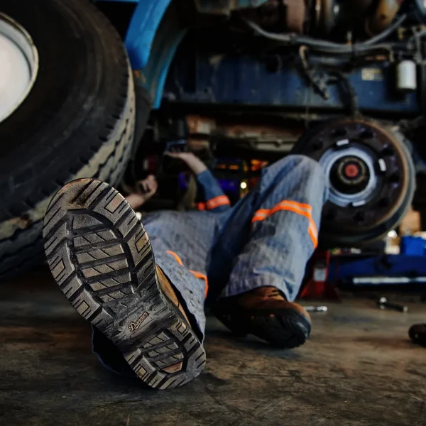 Men Danner Caliper