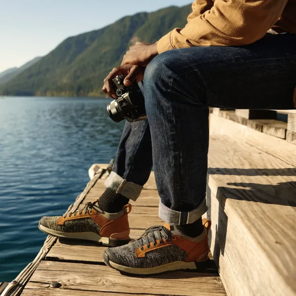 Men Danner Overlook