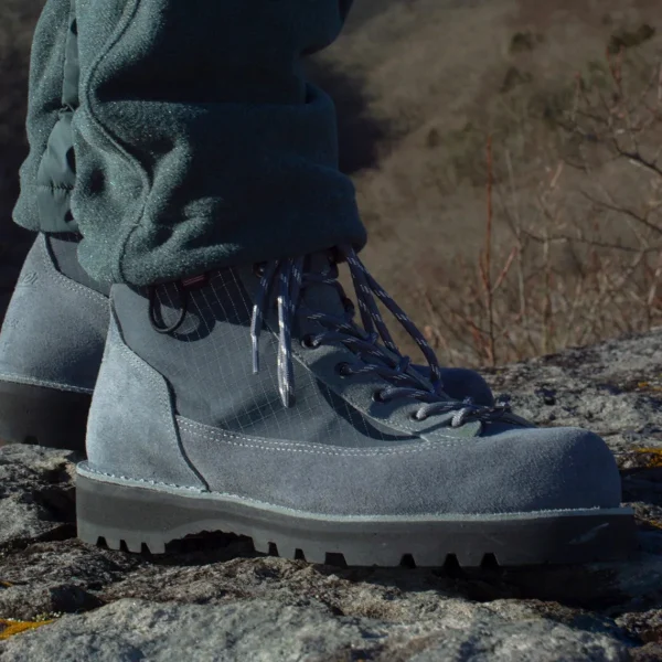 Men Danner Light