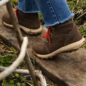 Women Danner Inquire Chukka