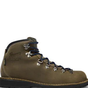 Men Danner Mountain Pass